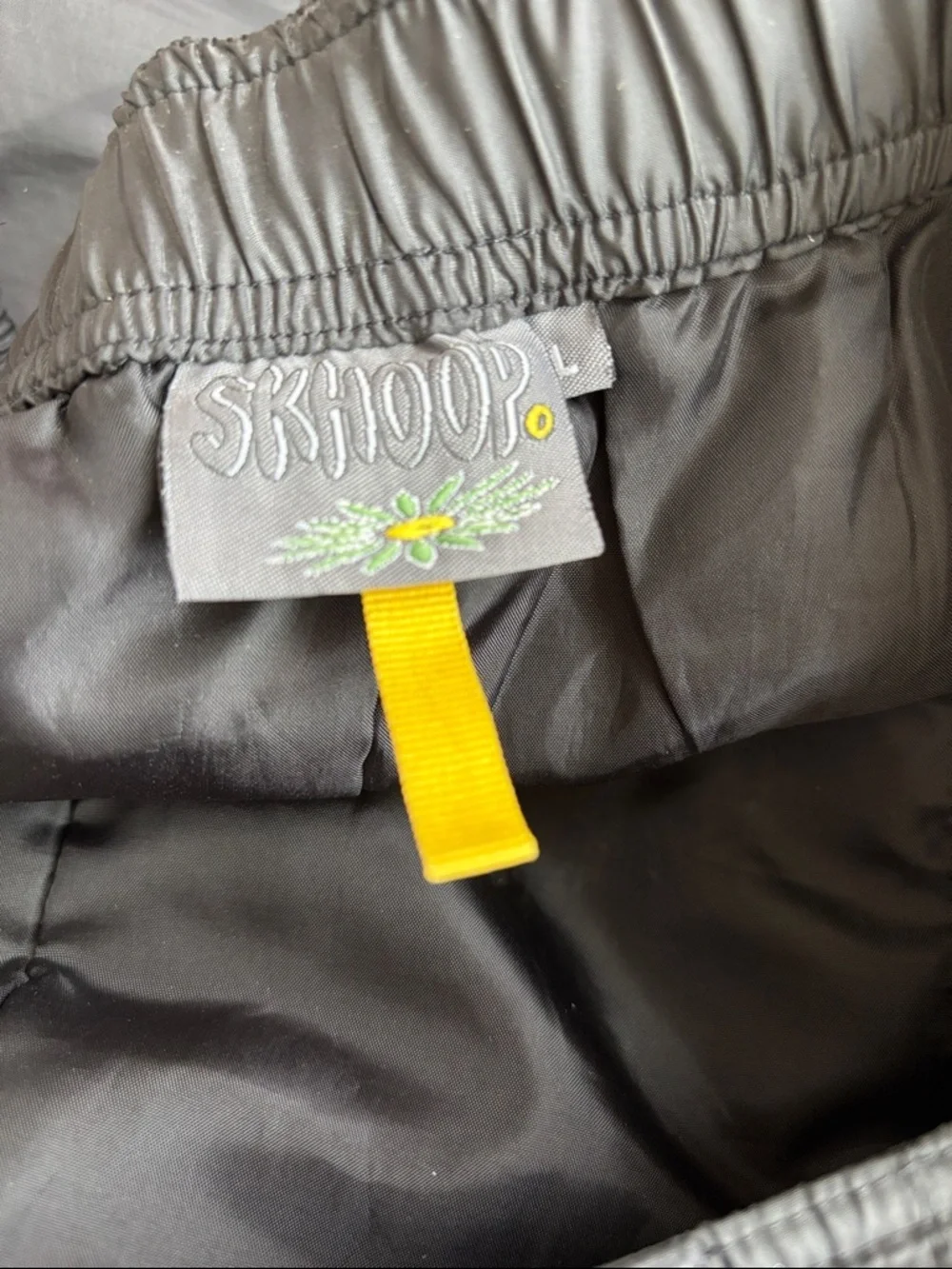 Skhoop insulated skirt